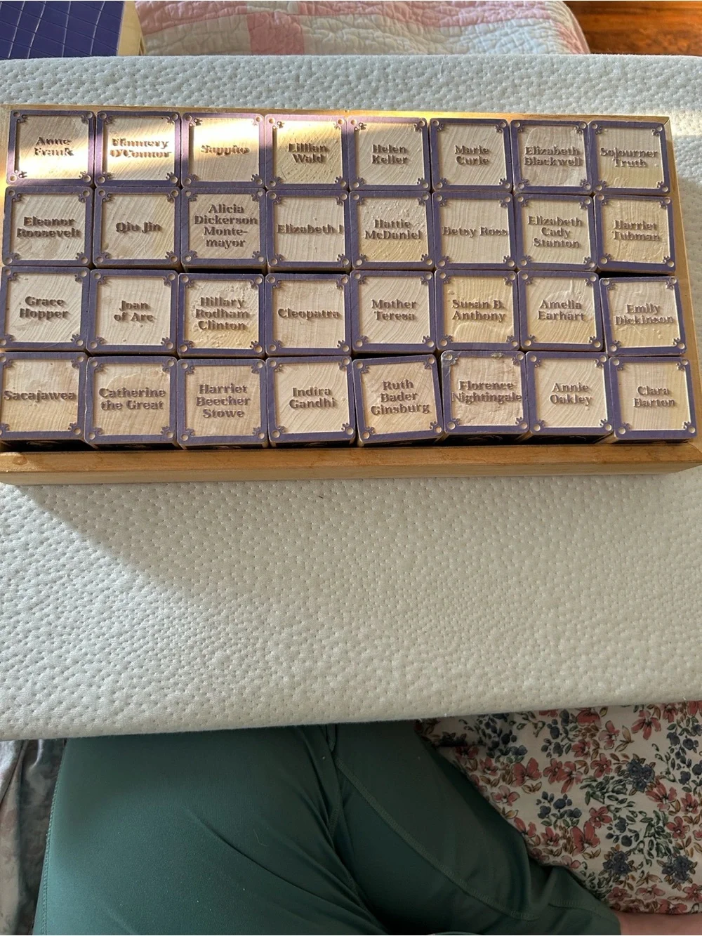 Historic Women Wooden Blocks Set - Purple & Natural